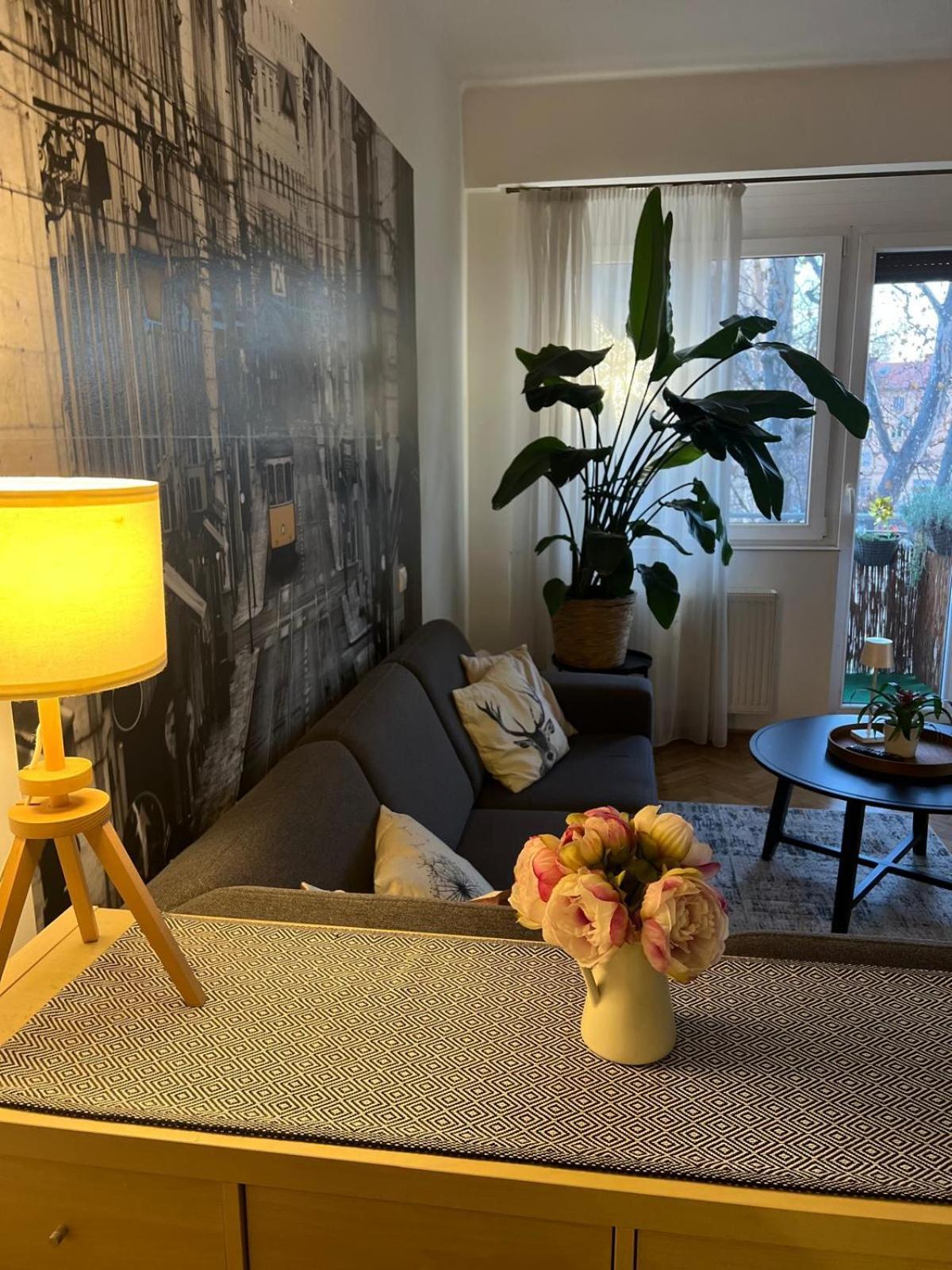 West Apartament *